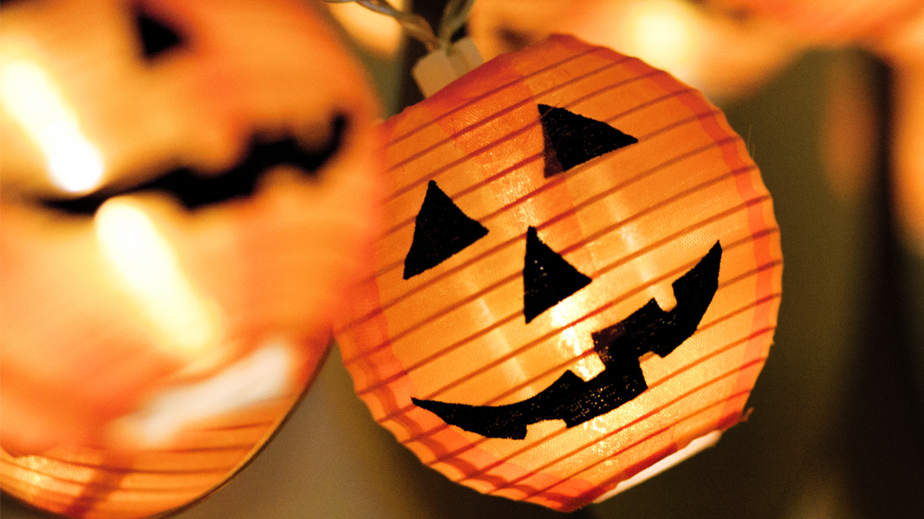 Halloween Safety Tips Halloween Safety Tips